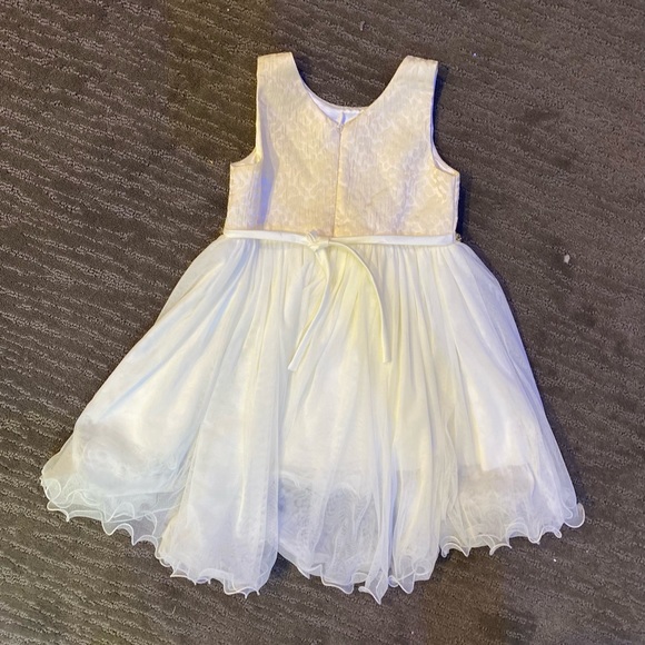 Toddler girl flower girl or Easter dress - Picture 2 of 4